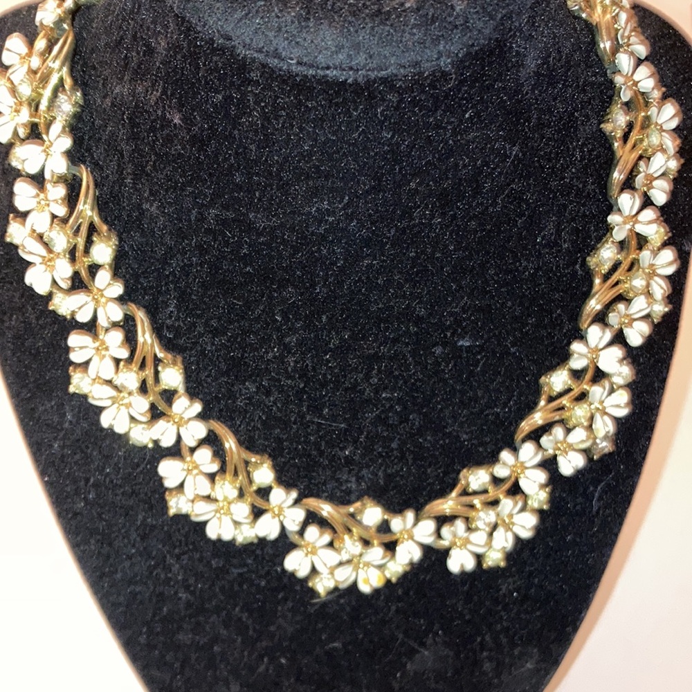 Coro necklace flower necklace - Picture 3 of 9